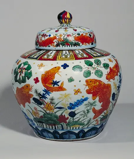 五彩魚藻文壺 – MOA美術館 | MOA MUSEUM OF ART