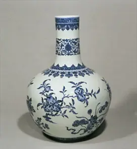 中国　青花山水文　粉彩花文など　盃　12客まとめて　M　R8128 中国 青花山水文 粉彩花文など 盃 12客まとめて M R8128