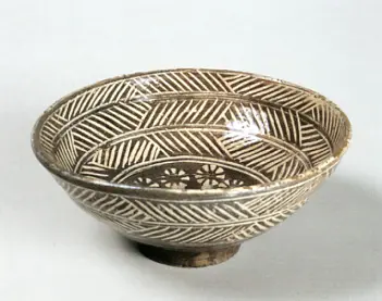 彫三島茶碗 銘 残雪 – MOA美術館 | MOA MUSEUM OF ART