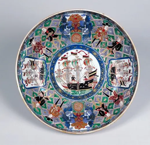 伊万里色絵五艘船文鉢ニ組。 伊万里色絵五艘船文鉢ニ組。