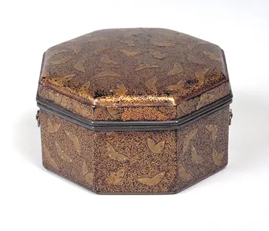 蝶蒔絵八角小箱 – MOA美術館 | MOA MUSEUM OF ART