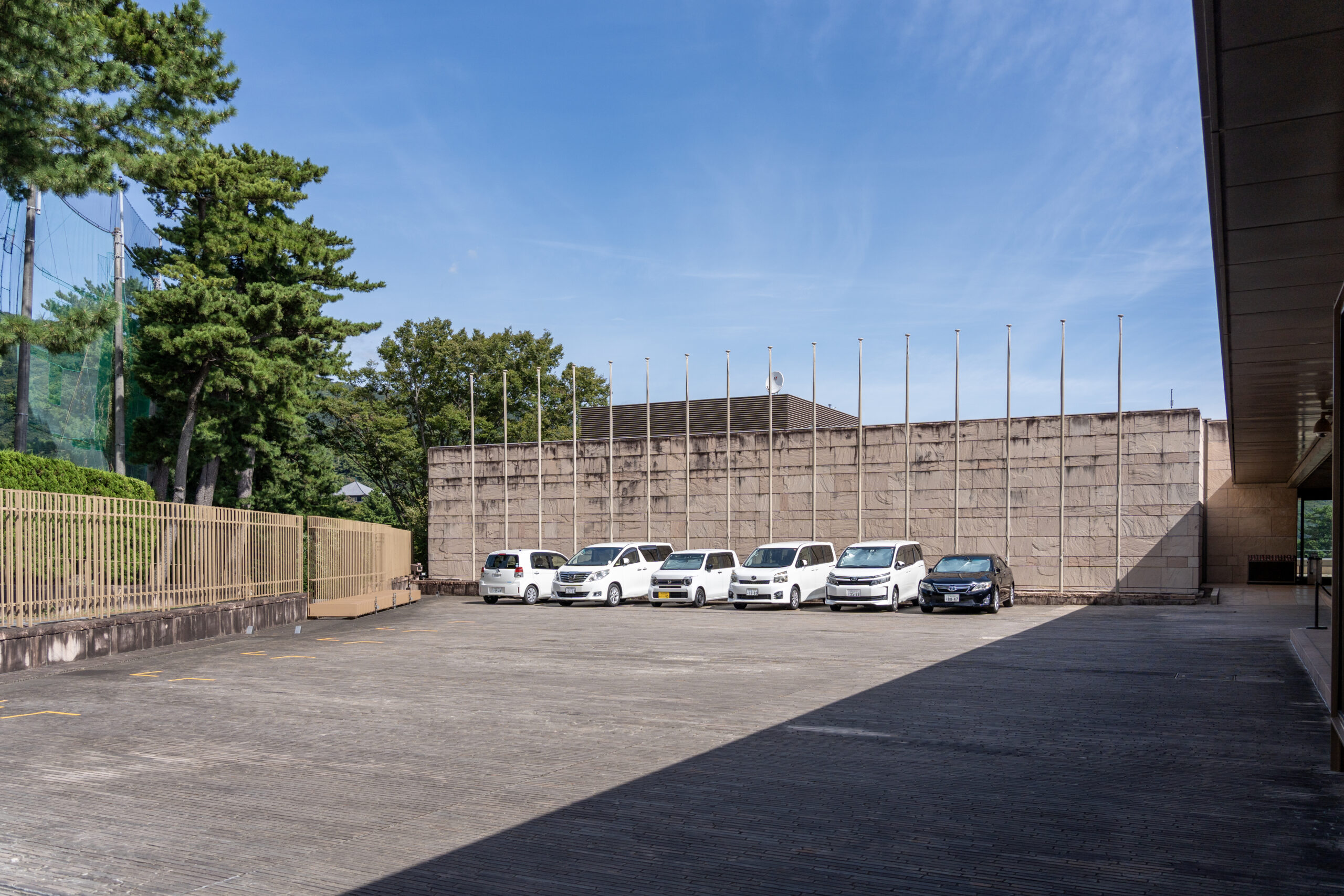 車椅子用駐車場の画像
